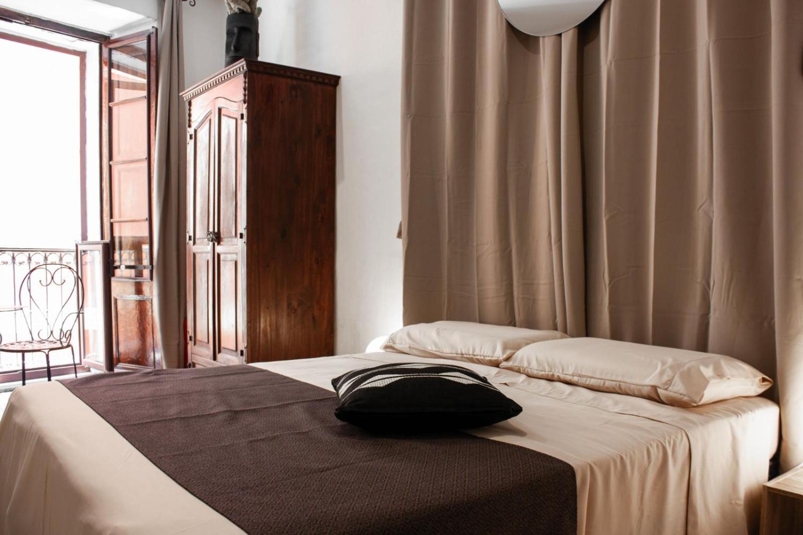 Castello'S Rooms Каляри Екстериор снимка