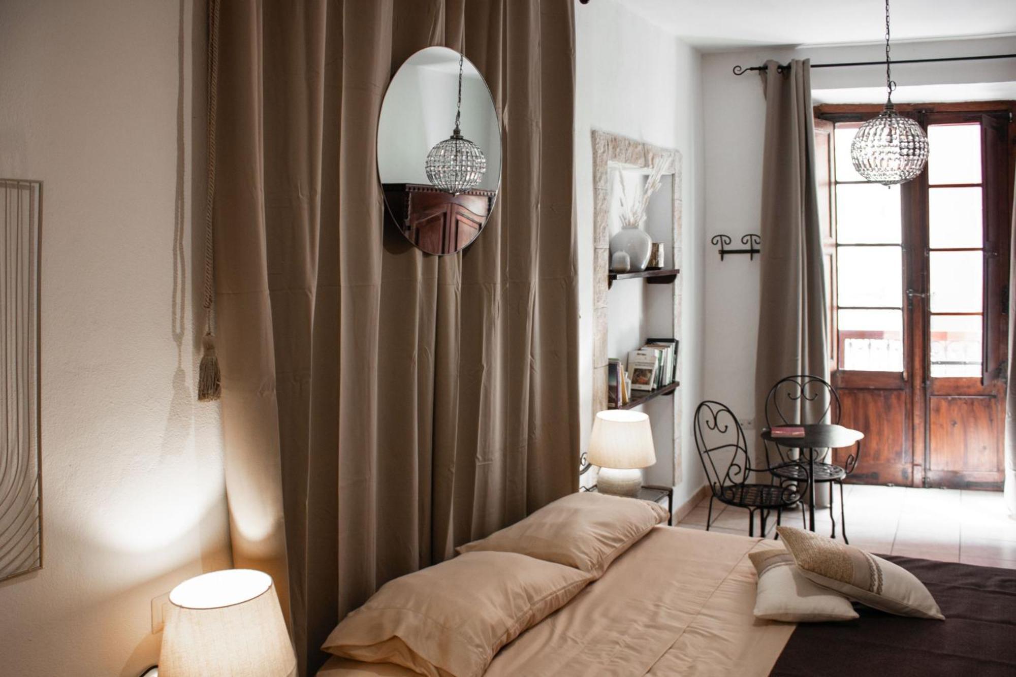 Castello'S Rooms Каляри Екстериор снимка